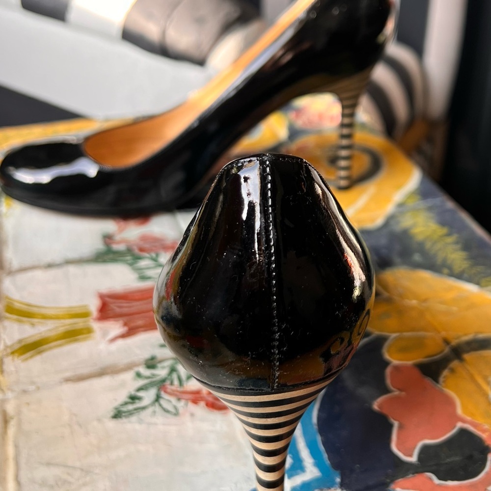 Kate Spade New York  black Patent Leather Pumps with striped heel